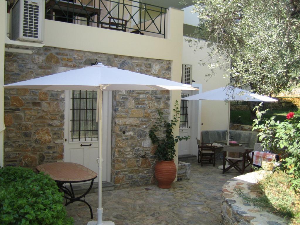 Gera'S Olive Grove - Elaionas Lesvou Hotell Marmaro  Eksteriør bilde